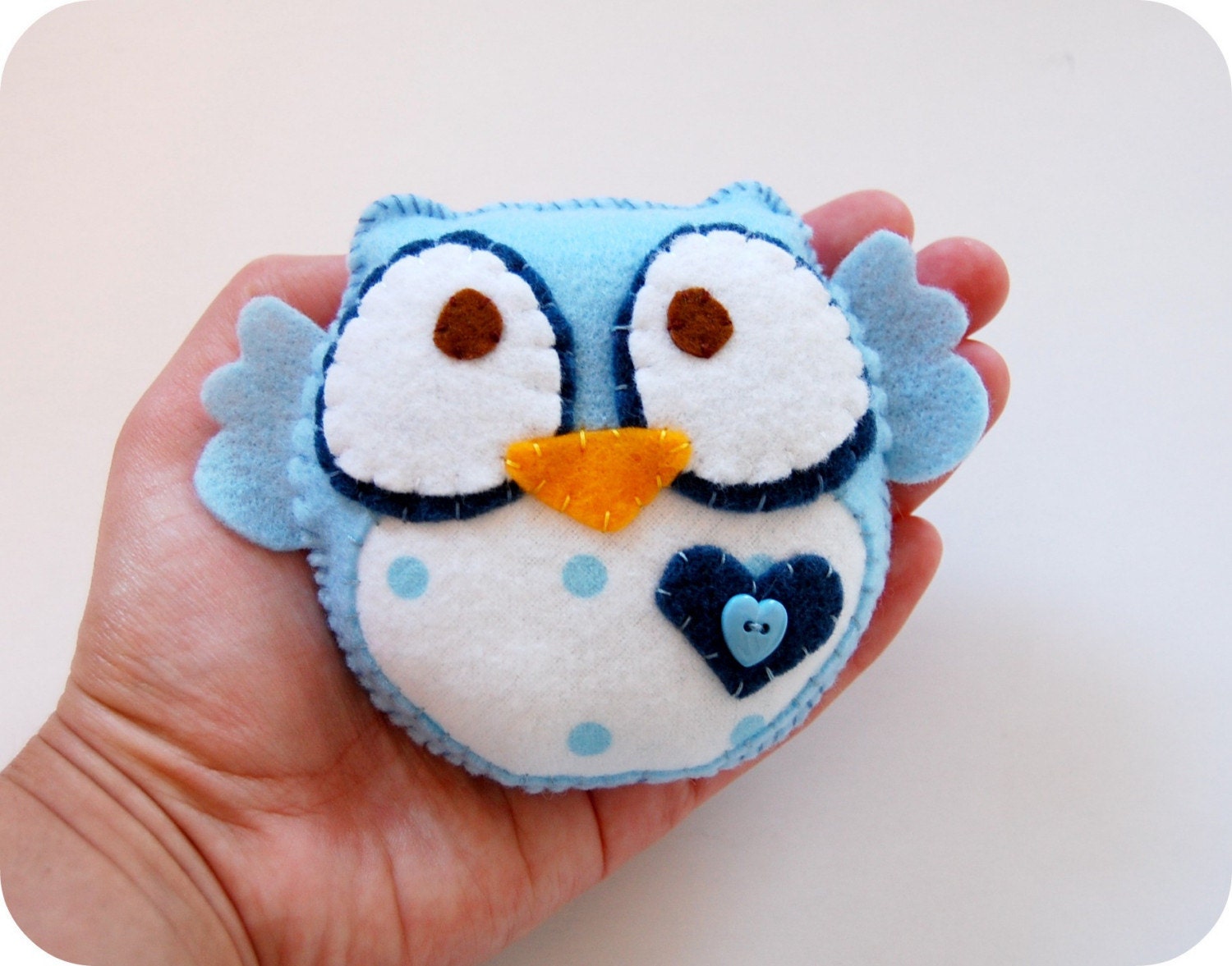 Owl in baby blue and polka dots