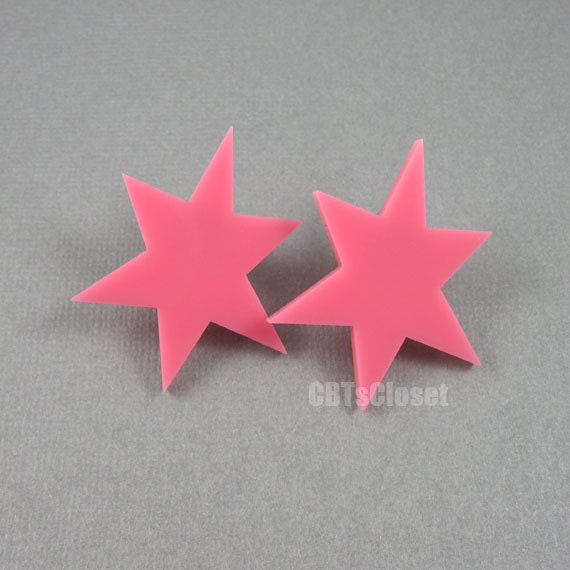 Jem & The Holograms star stud earrings in bubblegum pink