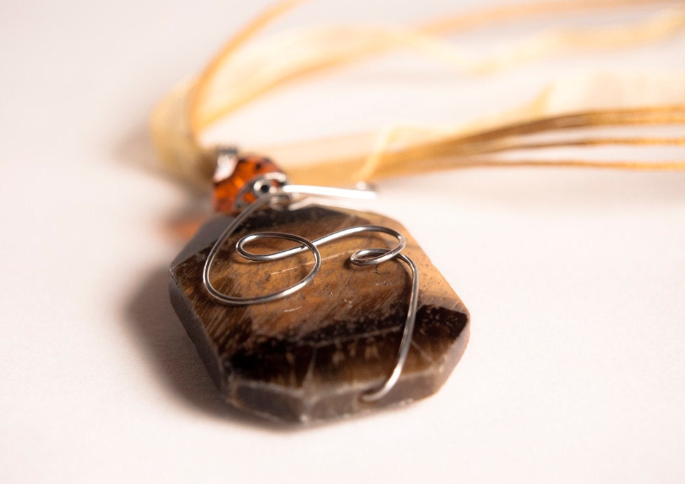 Whimsical Yellow Brown Tiger Eye. Natural Gemstone. Honey Bee. Wire Wrapped Pendant . FREE Ribbon Necklace.