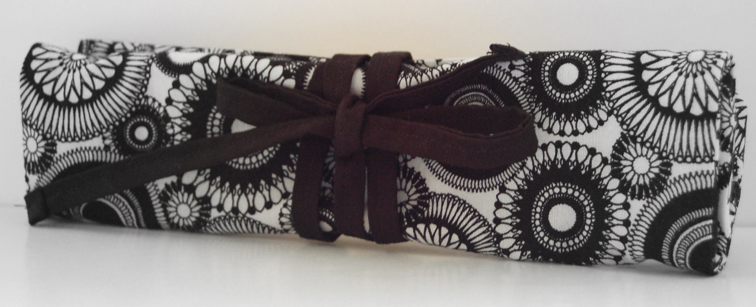 Jewelry Bag Roll Black and White