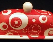 Butter Dish.Butter Dish. Solid Red and White Circle Designed Knobbed Butter Dish. Red. White. Circle. Swirl. Handmade by Sara Hunter Designs