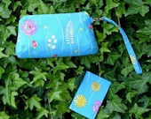 Blue Flower Wristlet Clutch and Notepad Set