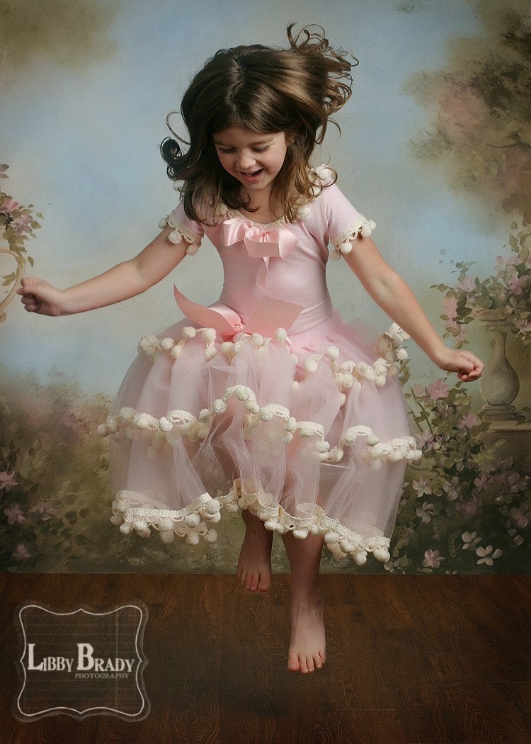 FREE SHIPPING - POM POM COUTURE - BLUSHING SET - FLOWER GIRLS, Valentine's Day, PORTRAITS, BIRTHDAYS, SPECIAL OCCASION