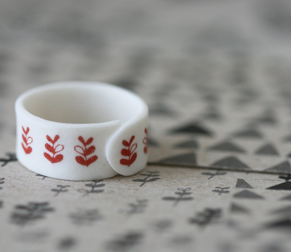 Sprouts - Red - Porcelain Ring