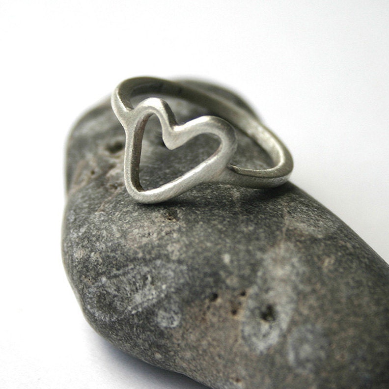 Sterling Silver Open Heart Ring Size 6