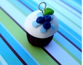 Cupcake charm. Blueberries and vanilla cupcake Charm. Polymer clay cupcake pendant