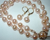 Silken Pearls Necklace & Earring Set