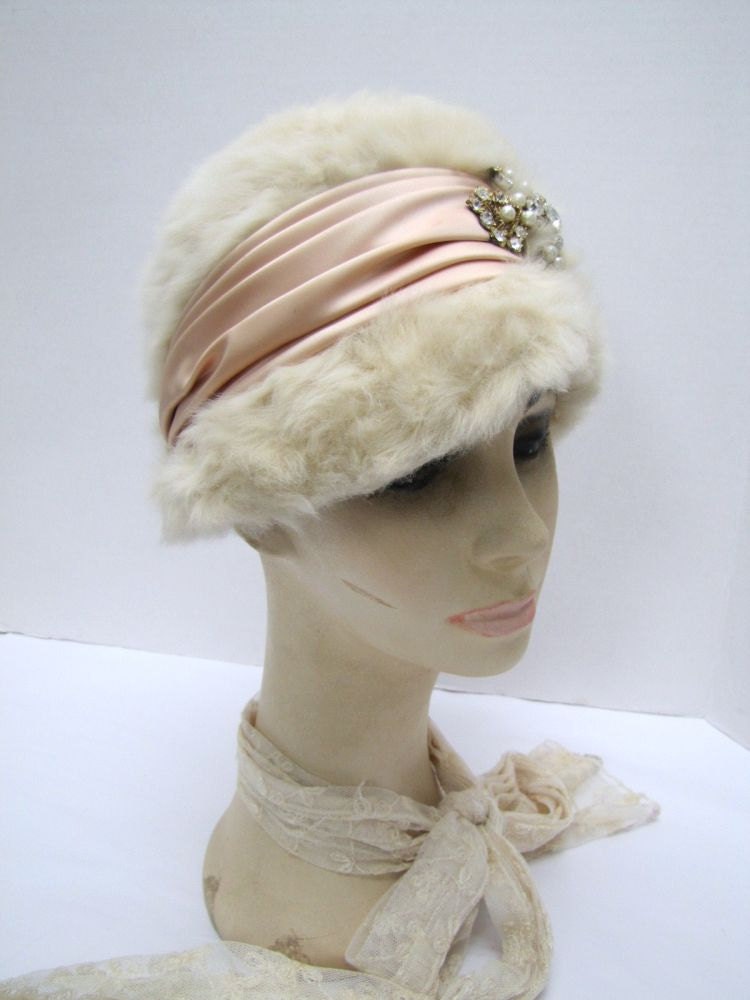 1950s Cream Fur Schiaparelli Hat with Box
