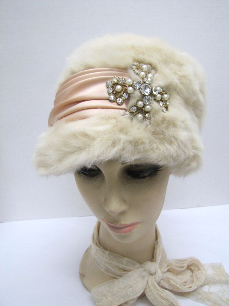 1950s Cream Fur Schiaparelli Hat with Box