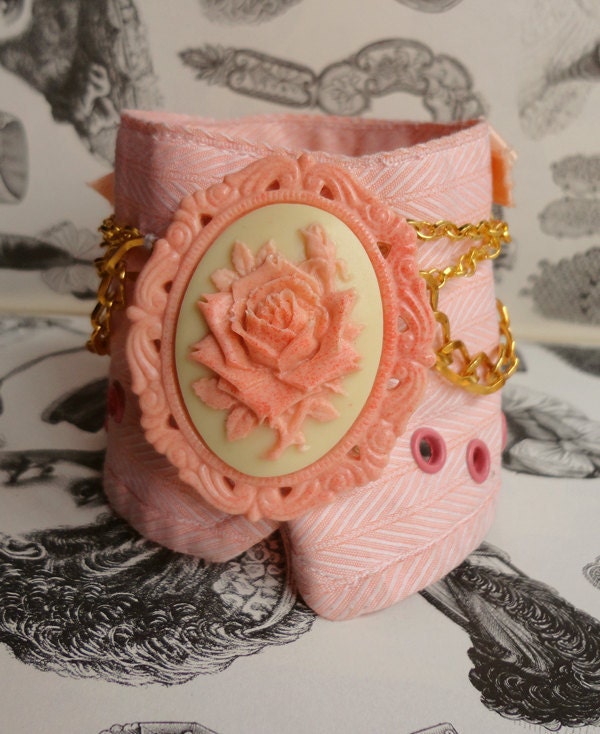 Cameo Cuff Bracelet - Salmon-Pink