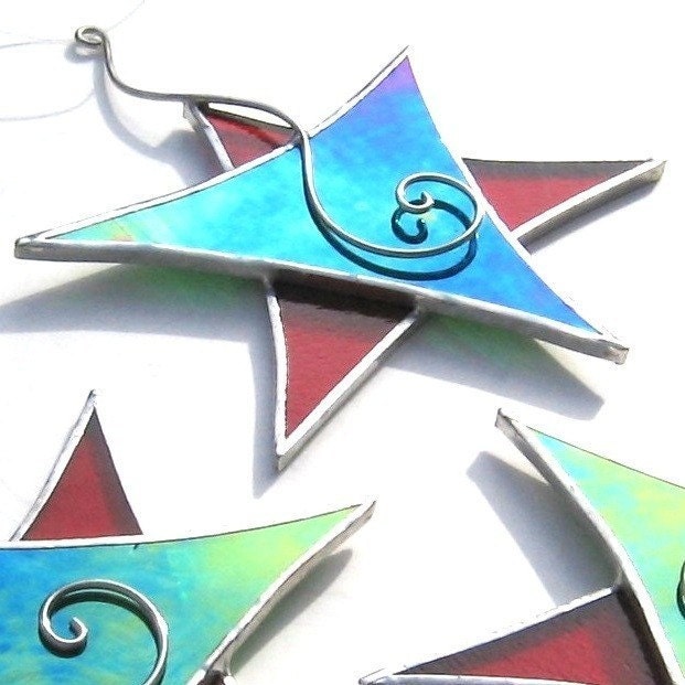 Christmas Dancing Star - Stained Glass Ornament - Red Green Wire Spiral Christmas Holiday Tree Decoration Suncatcher Decoration