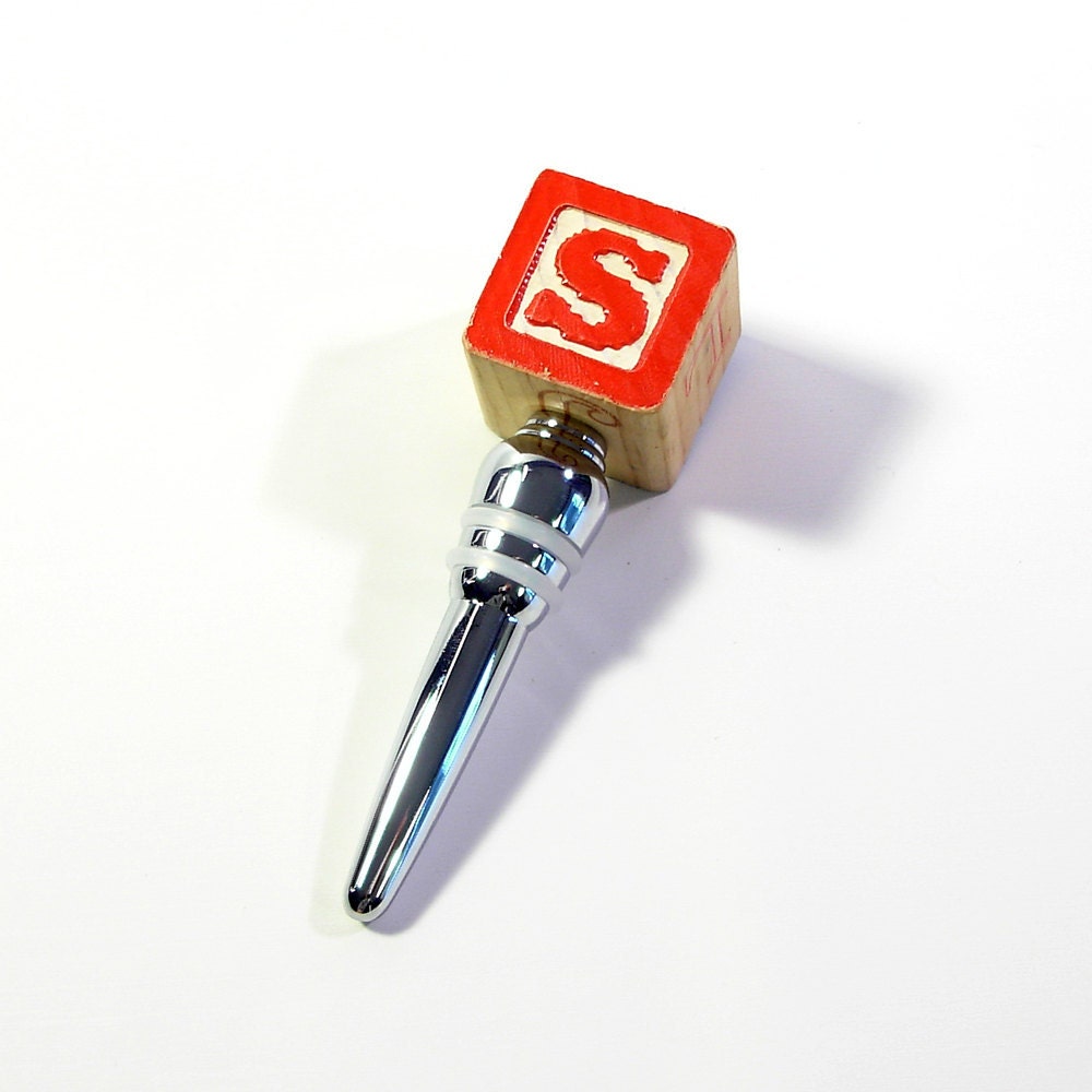 Wine Bottle Stopper - Upcycled Vintage ABC Block (red S, blue G)