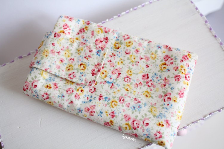 Cute Flowers Pouch