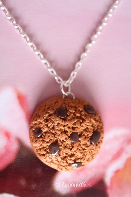 Chocolate Chips Cookie Necklace