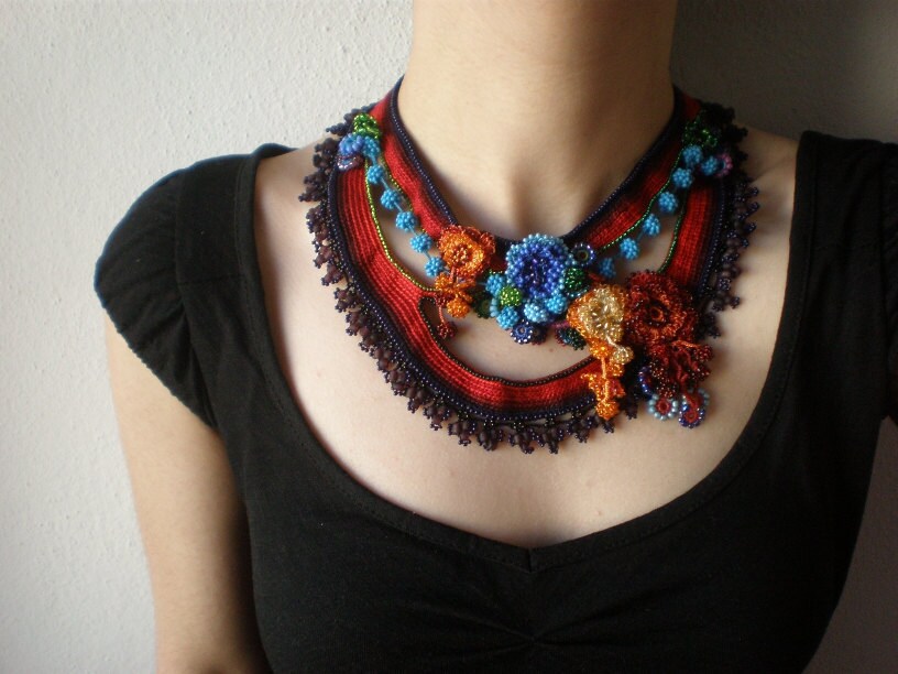 Corydalis Flexuosa ... Freeform Beaded Crochet Necklace - Flowers - Red Burgundy Blue Persimmon
