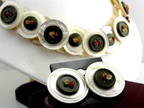Mother of Pearl Stud Earrings Green Button
