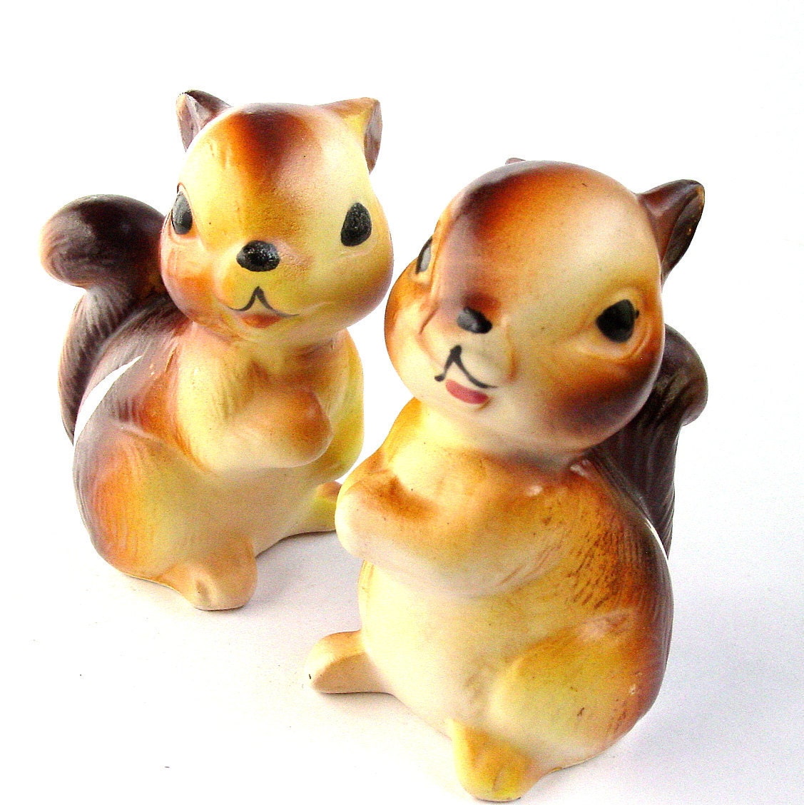Vintage Squirrel Salt and Pepper Shakers, Retro Collectible Trinkets