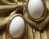 Vintage Trifari Mod White Egg Classic Style Earrings