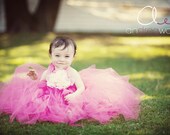 ANNIVERSARY SALE. Hot pink fairytale.