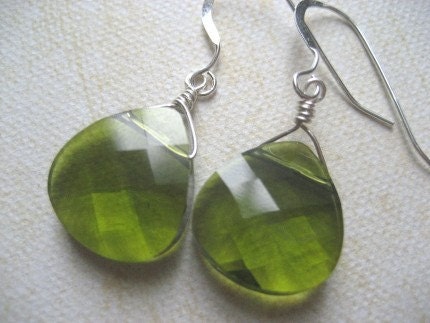 Green Crystal. Sparkle. Earrings