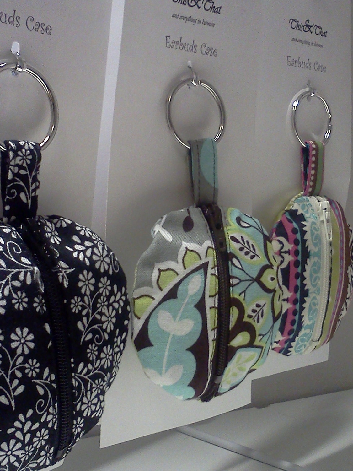 Earbud case