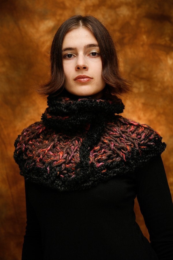Warm Earth Capelet
