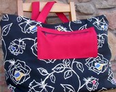 Black Rose Zippered Weekender Bag