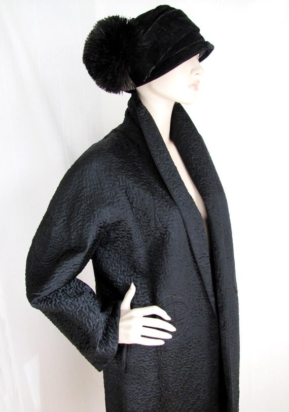 Vintage 1920s 1940s Quilted Silk and Satin Robe Opera Coat XXL XL