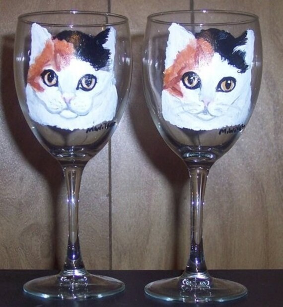 Hand Painted Calico Cat Wine Glasses set of 2 by PetloversBoutique