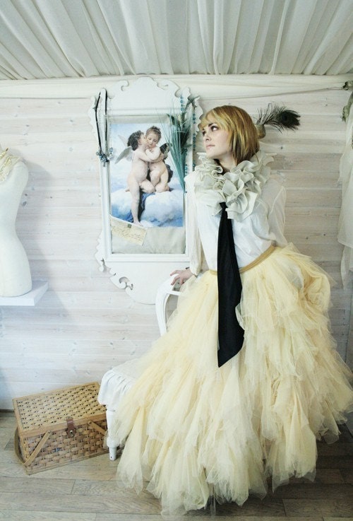 Le Coquette Ruffled Scarf