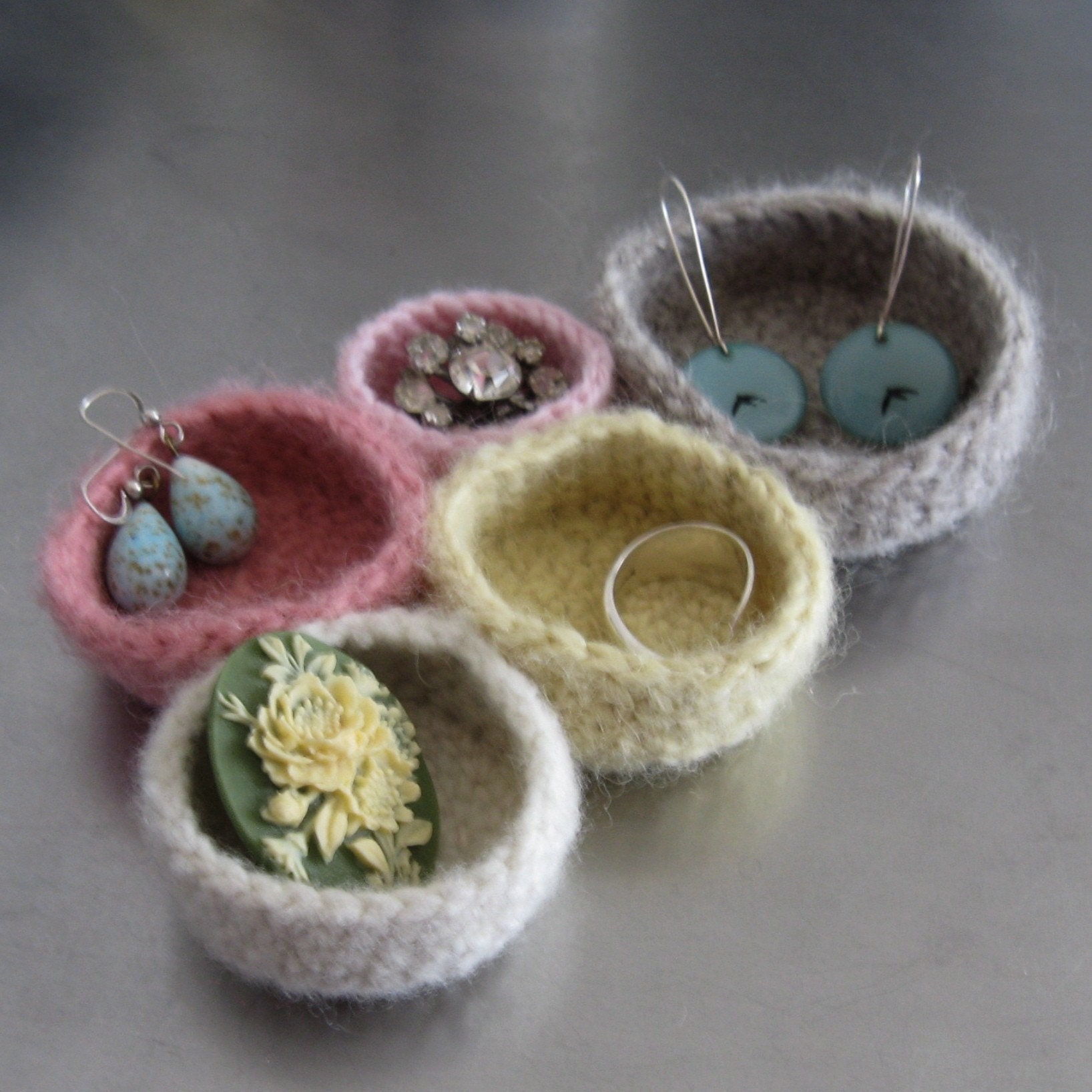 Spring Ringcatcher