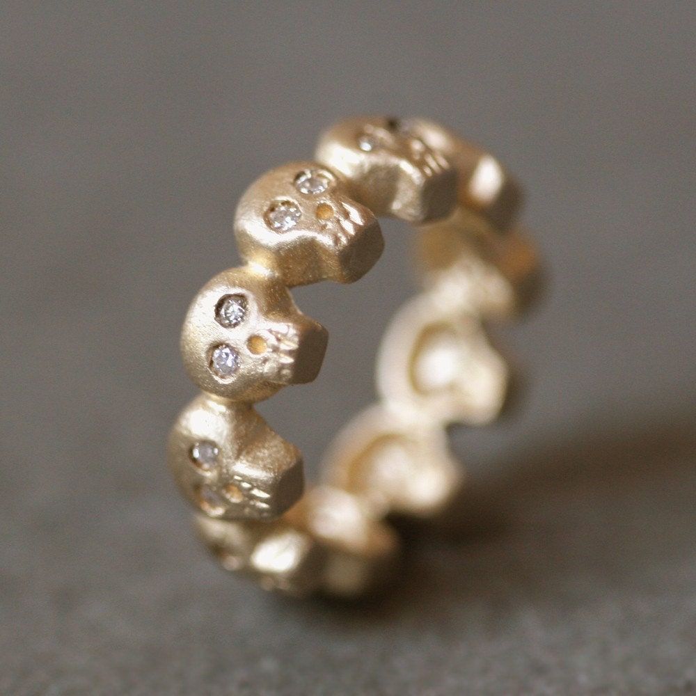 Baby Skull Band Ring in 14K Gold with Diamonds UNISEX