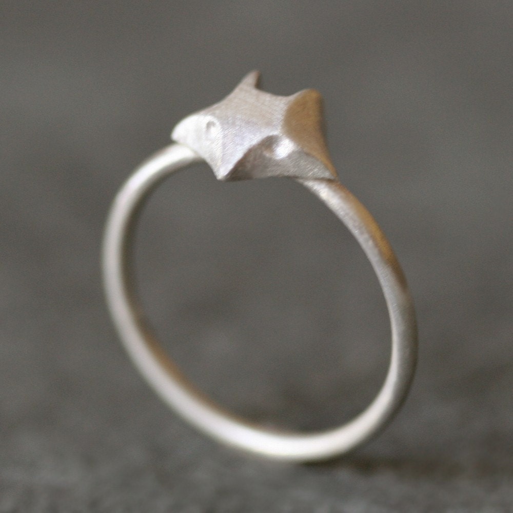 Fox Ring in Sterling Silver