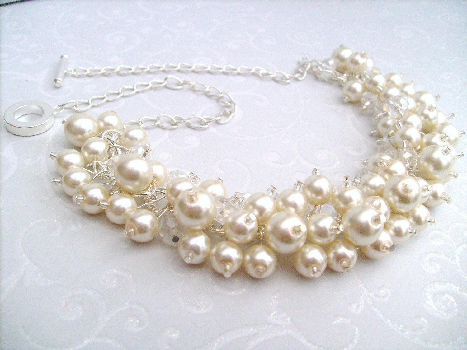 For Mary Ann - Bridesmaids Ivory Pearl Beaded Necklace x 4, Plus 1 Mint Green Necklace, Bridal Jewelry, Cluster Necklace, Chunky Necklace