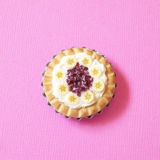 Babana and Chocolate Pie - miniature 1/12 Scale