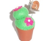 Cute Real-life Garden Snail Sewing Pins Topper