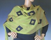 Peridot Rough Cut Diamonds Shawl
