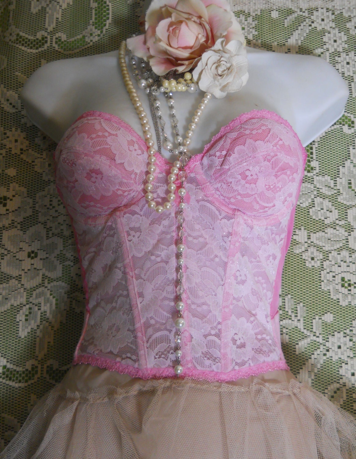 Pink lace bustier vintage boned lace 34B from vintage opulence on Etsy