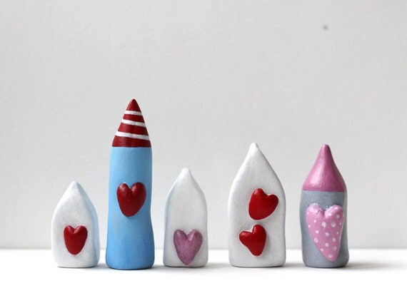 Little Home No 130 - little clay house with big heart