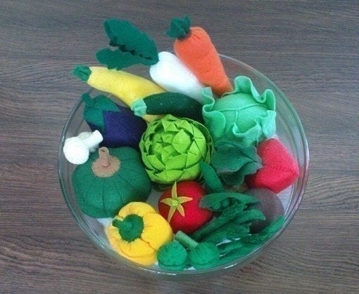 Felt Vegetables Patterns SALE - Eat Your Green Felt Vegetables LOT - 19 Different Vegetables (Patterns and Instructions via Email)