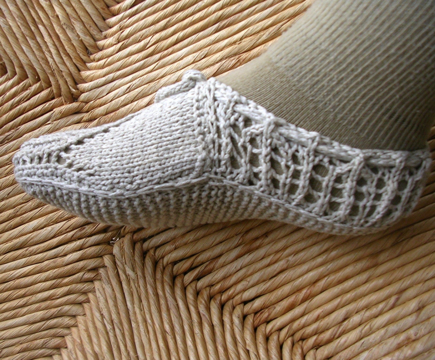 Yaprak Sifa Silverized Cotton Ballet Slippers