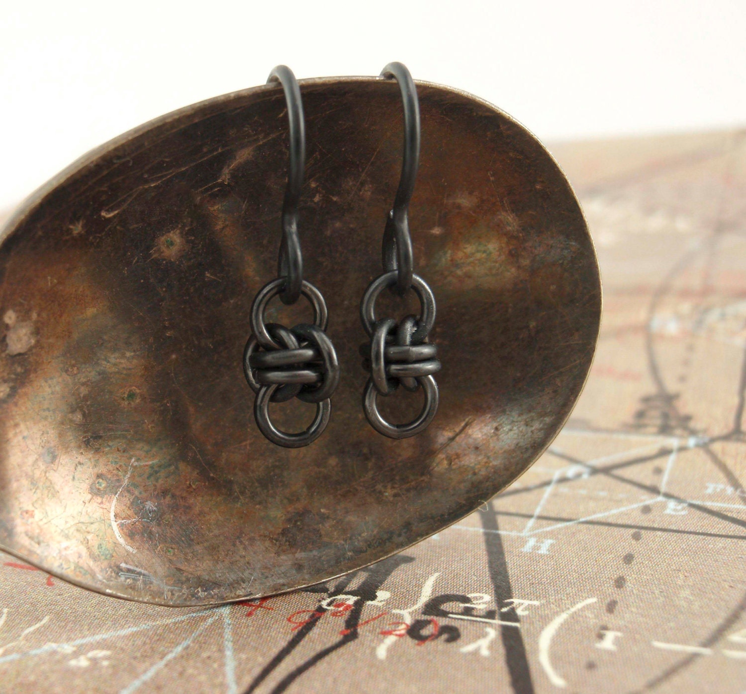 Hypoallergenic Niobium Earrings - Little Twists in Black