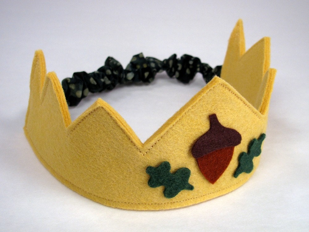Woodland Crown--- Wool felt crown with acorn motif