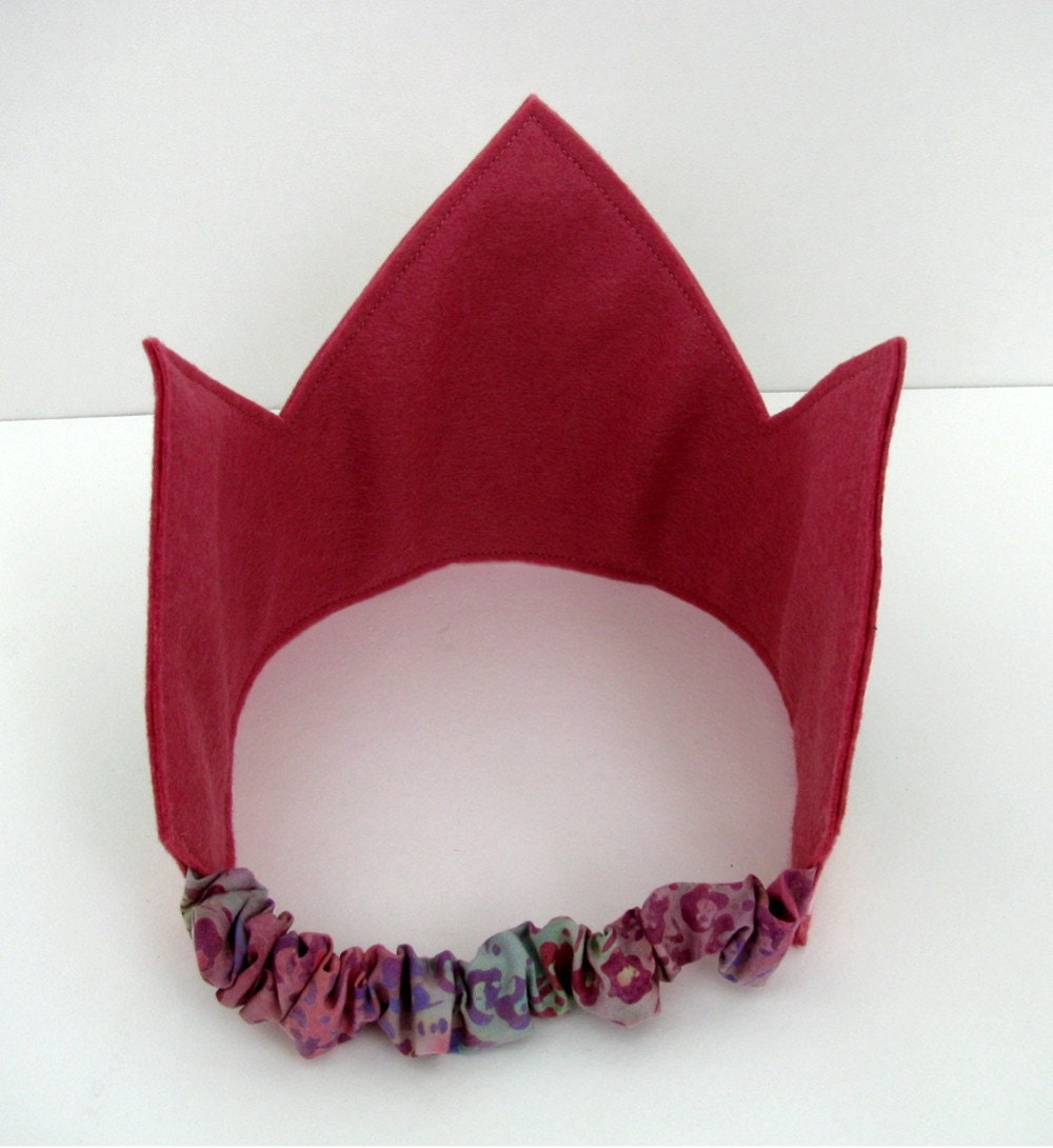 Wool Felt Crown --pink with white flower