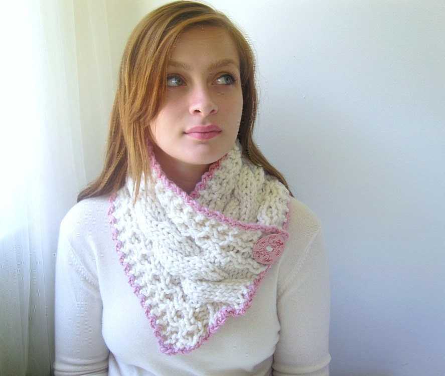 Cabled Scarf in Natural Heathered Wheat. Caramel Crocheted Trim. Handknit. Classic.