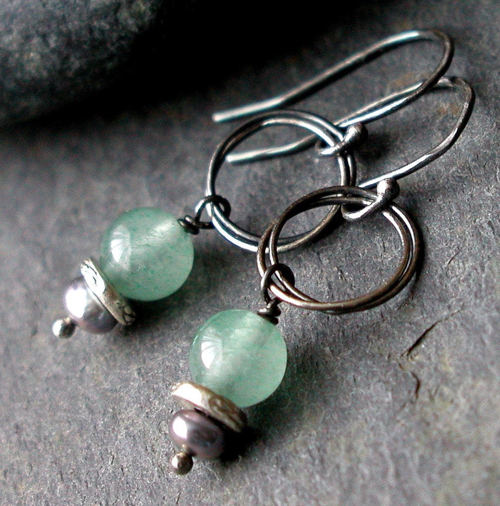 Mint Green Aventurine, Gray Pearl and Sterling Silver Earrings - CRUZAN