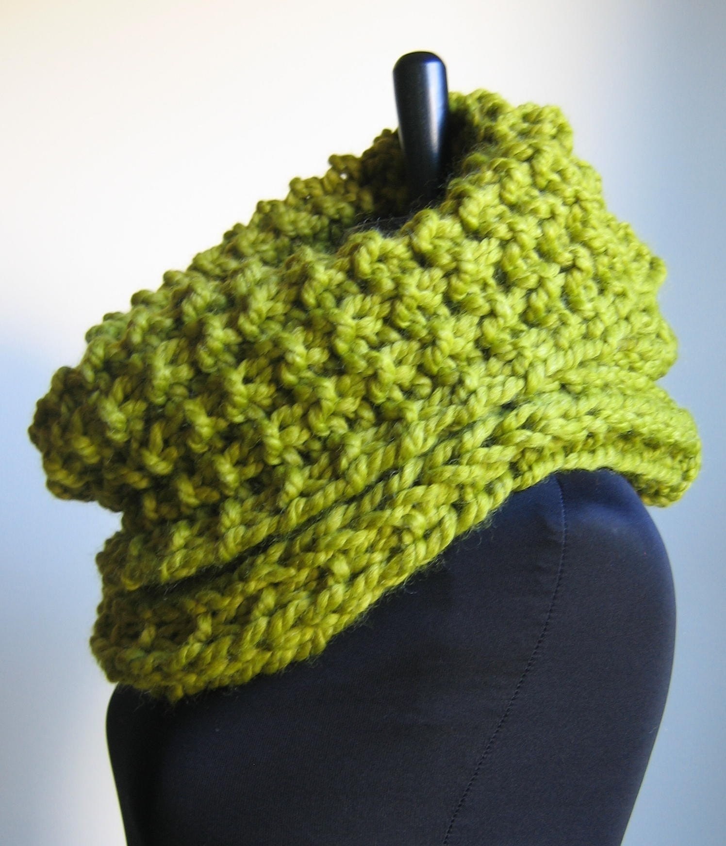 The Incognito chunky knit cowl-snood - Chartreuse