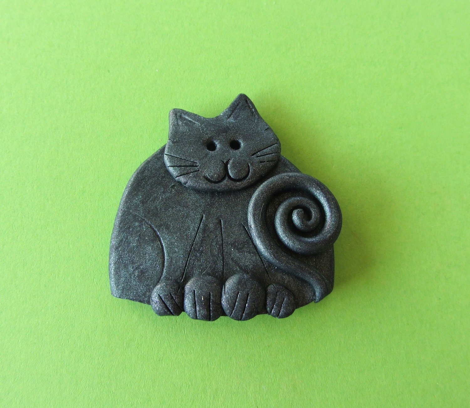 Fimo Polymer Clay dark Green Cat Brooch pin or magnet
