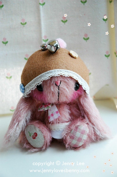 Japanese large anime bunny Tooti by Jenny Lee of jennylovesbenny artist bears PDF