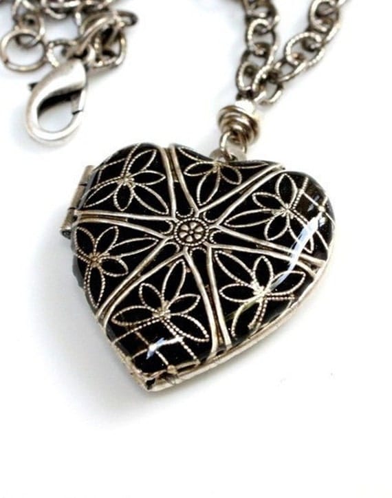 Black Heart Locket, Silver Heart, Wedding Necklace, Bridesmaid Necklace, Best Lockets on Etsy